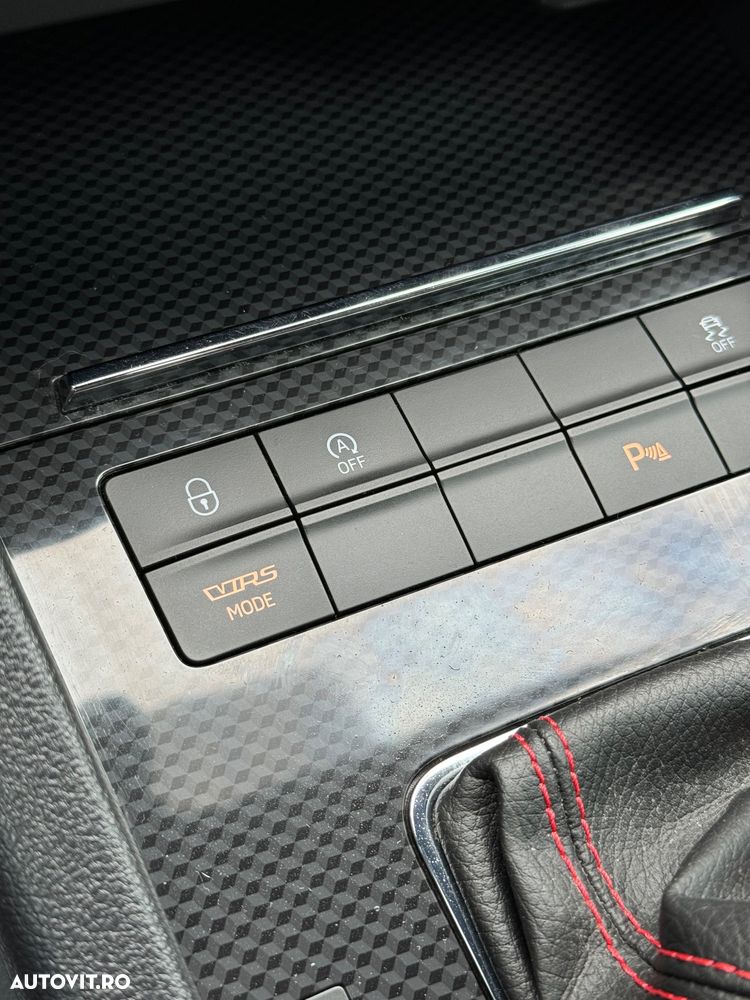 Skoda Octavia 2.0 TDI RS DSG - 14