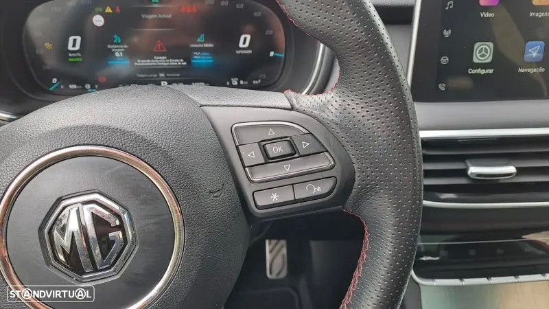 MG EHS 1.5 T-GDI Plug-in Hybrid Luxury - 31