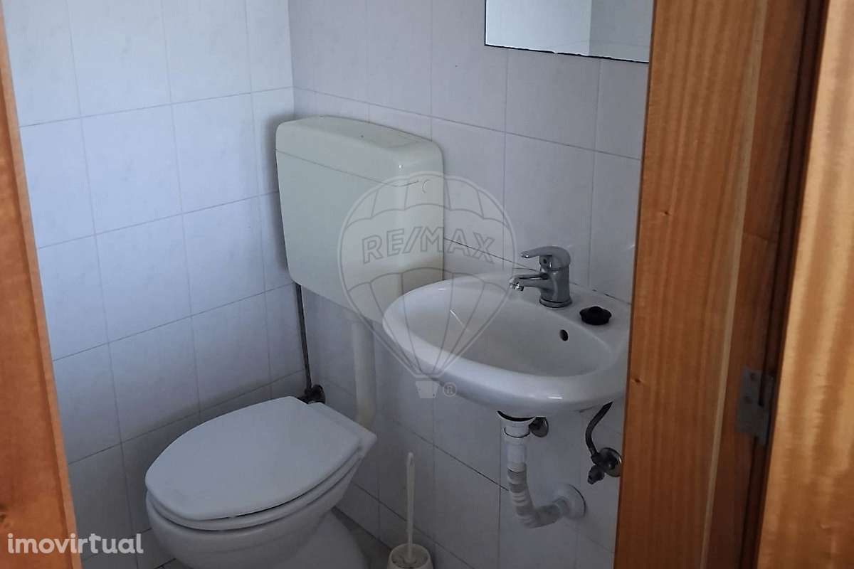 Armazém  para arrendamento - Grande imagem: 2/17