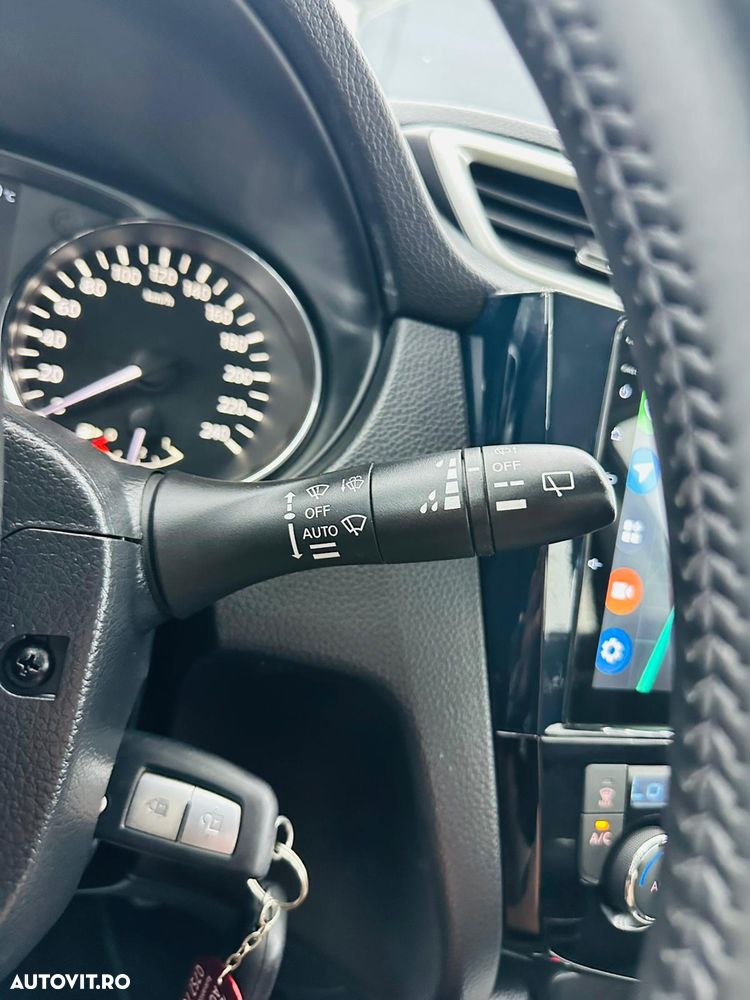 Nissan Qashqai 1.5 DCI N-Connecta - 27