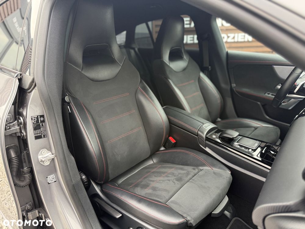 Mercedes-Benz CLA 200 7G-DCT AMG Line - 18