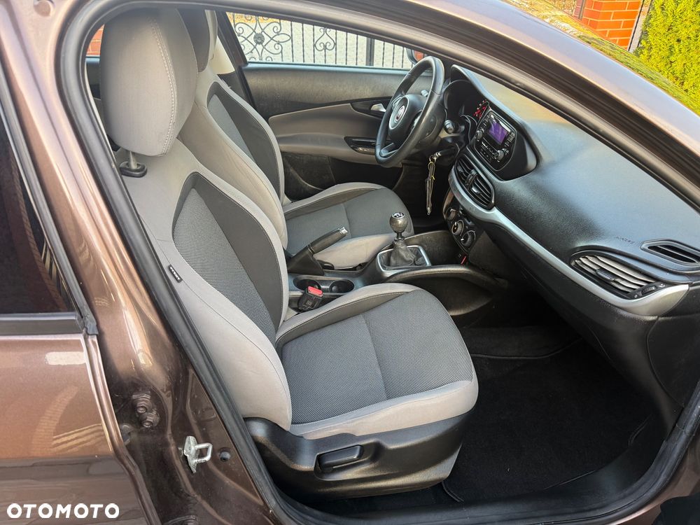Fiat Tipo 1.4 16v Easy - 17