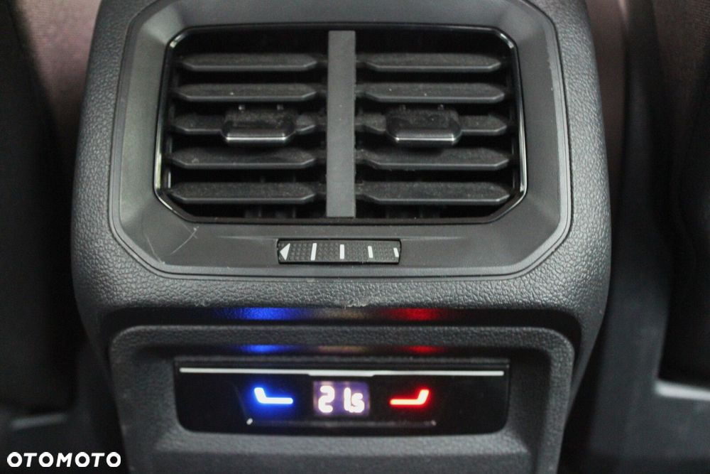 Volkswagen Tiguan 1.5 TSI EVO Elegance DSG - 23