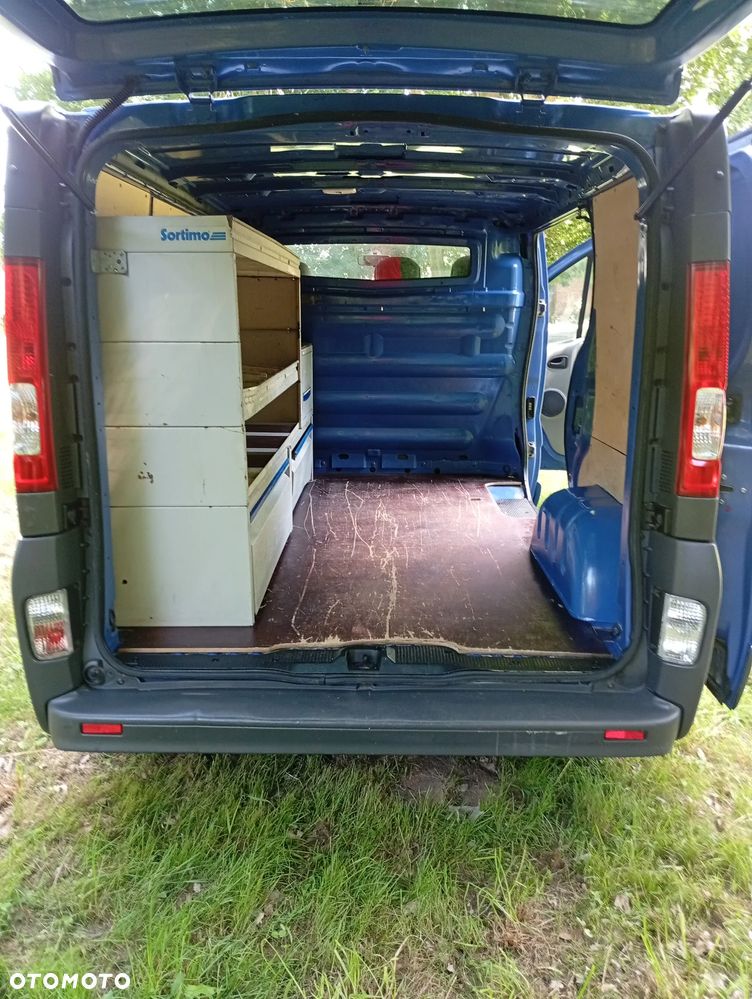 Renault Trafic - 10