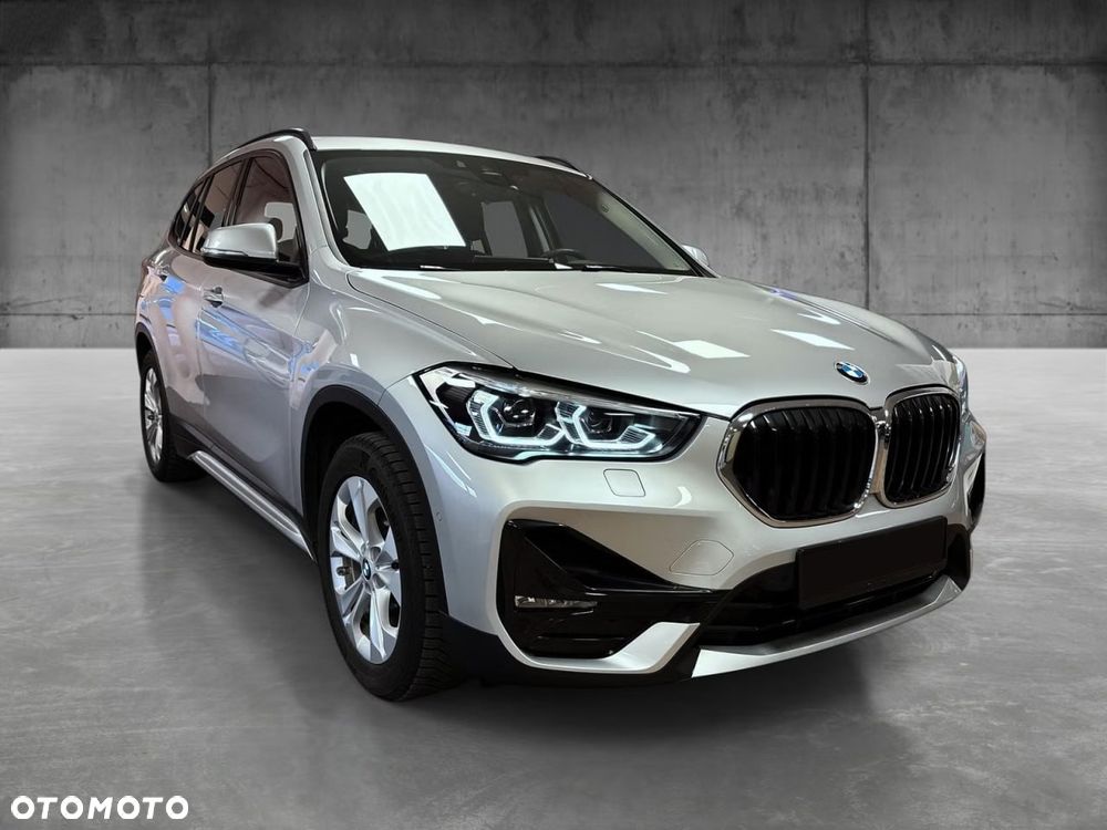 BMW X1 xDrive25e xLine - 9