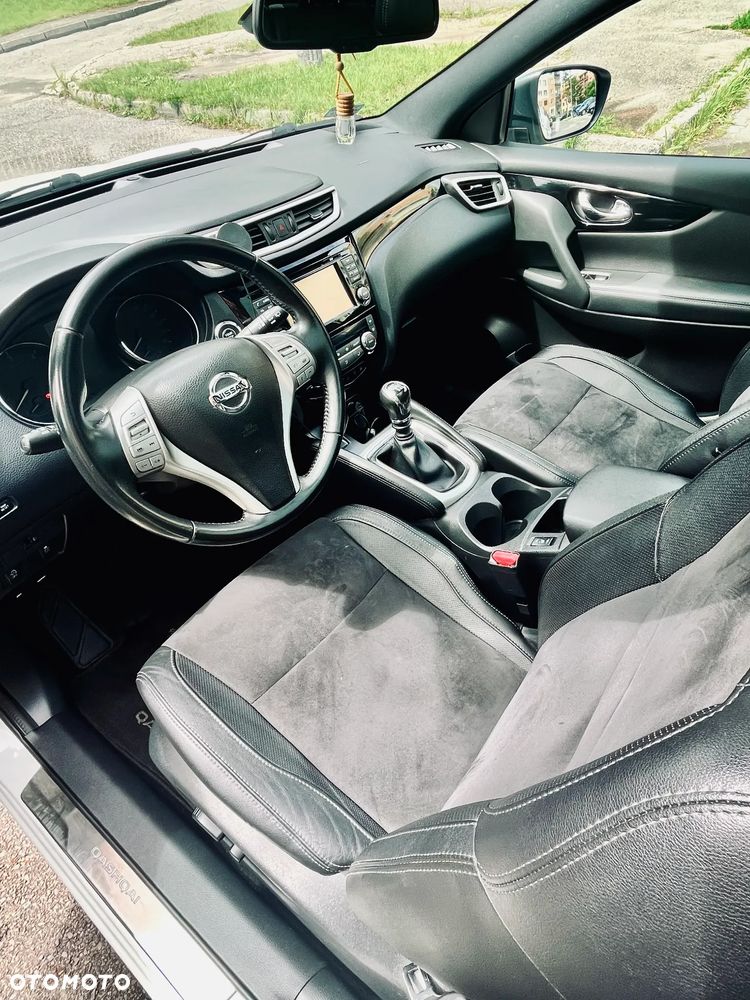 Nissan Qashqai 1.6 DCi Tekna+ - 1