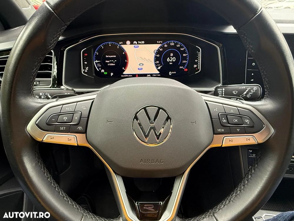 Volkswagen Polo 1.0 TSI DSG R-Line - 11