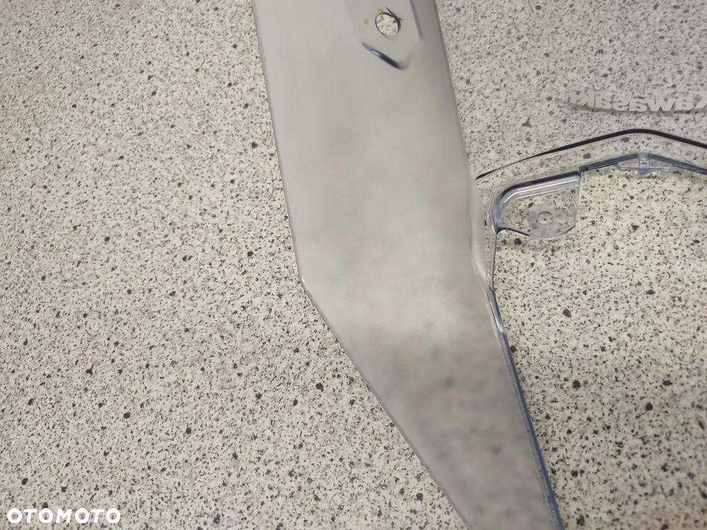 Szyba, szybka, owiewka przód Kawasaki Ninja 650 20- - 18