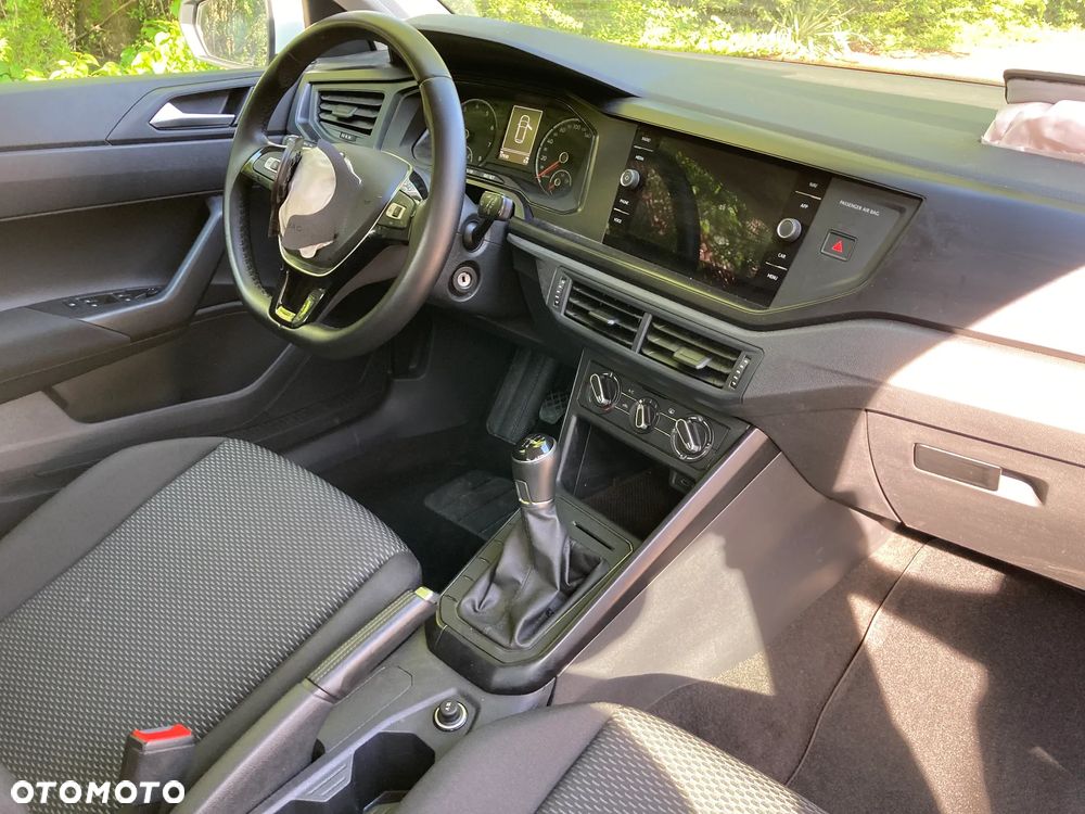 Volkswagen Polo - 11