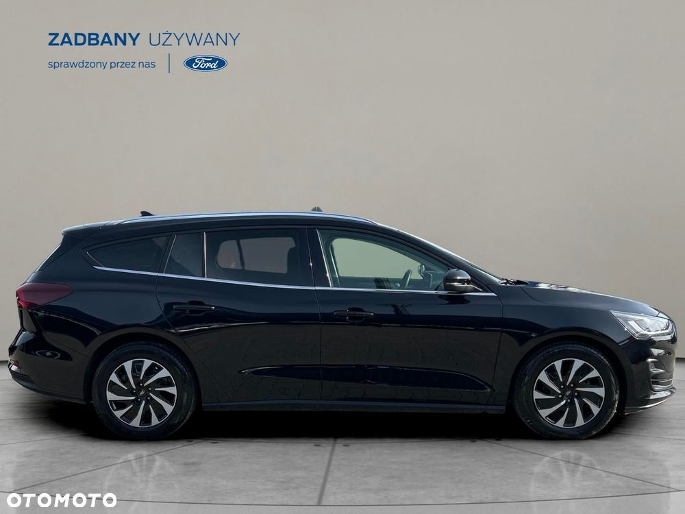 Ford Focus 1.0 EcoBoost Hybrid TITANIUM - 5