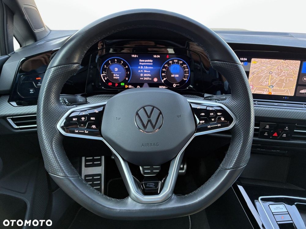 Volkswagen Golf 1.5 eTSI EVO R-Line DSG - 19