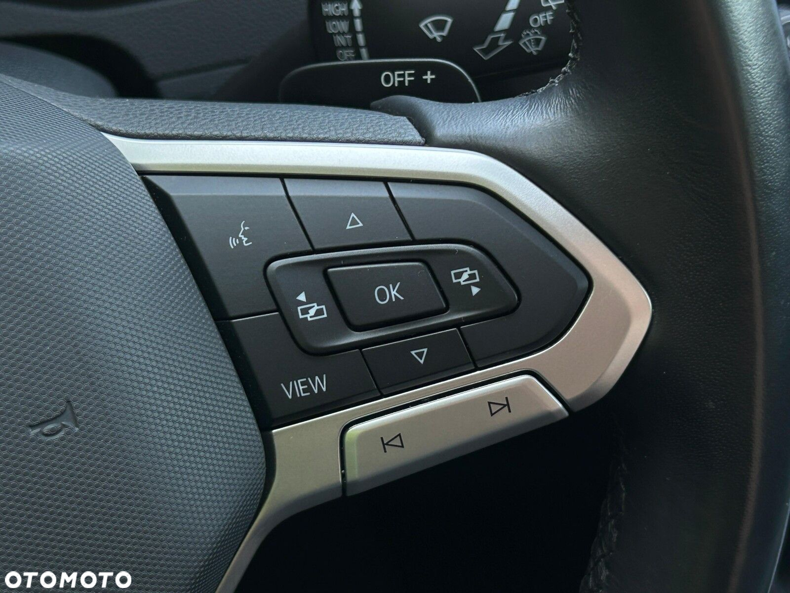 Volkswagen Passat 2.0 TDI EVO Elegance DSG - 23