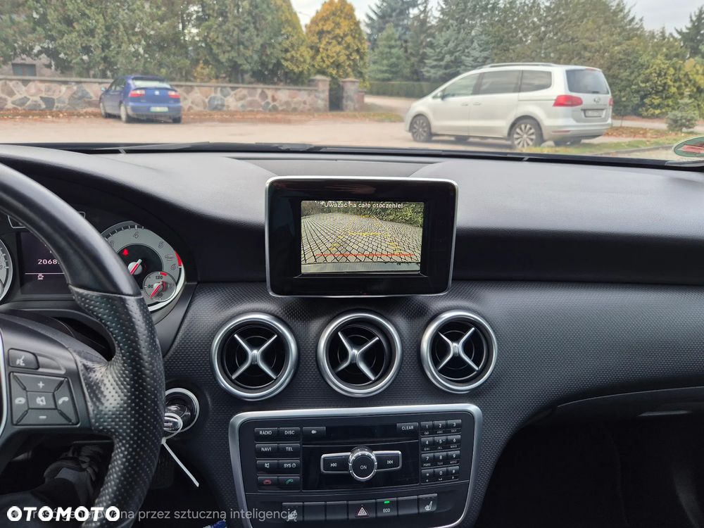 Mercedes-Benz Klasa A 200 CDI (BlueEFFICIENCY) Style - 33