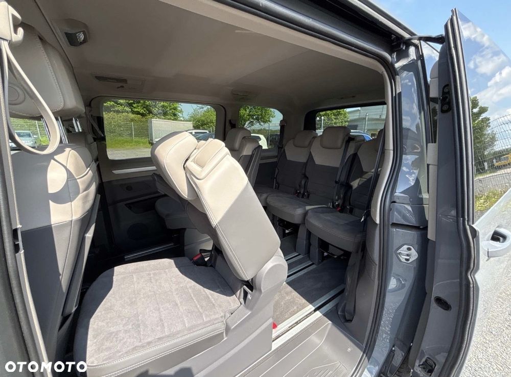 Volkswagen Multivan 2.0 TDI L1 Life DSG - 9