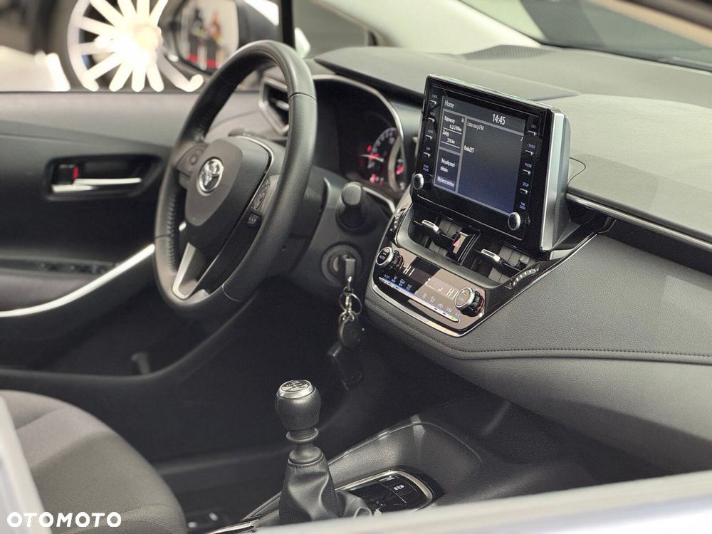 Toyota Corolla 1.5 Comfort - 38