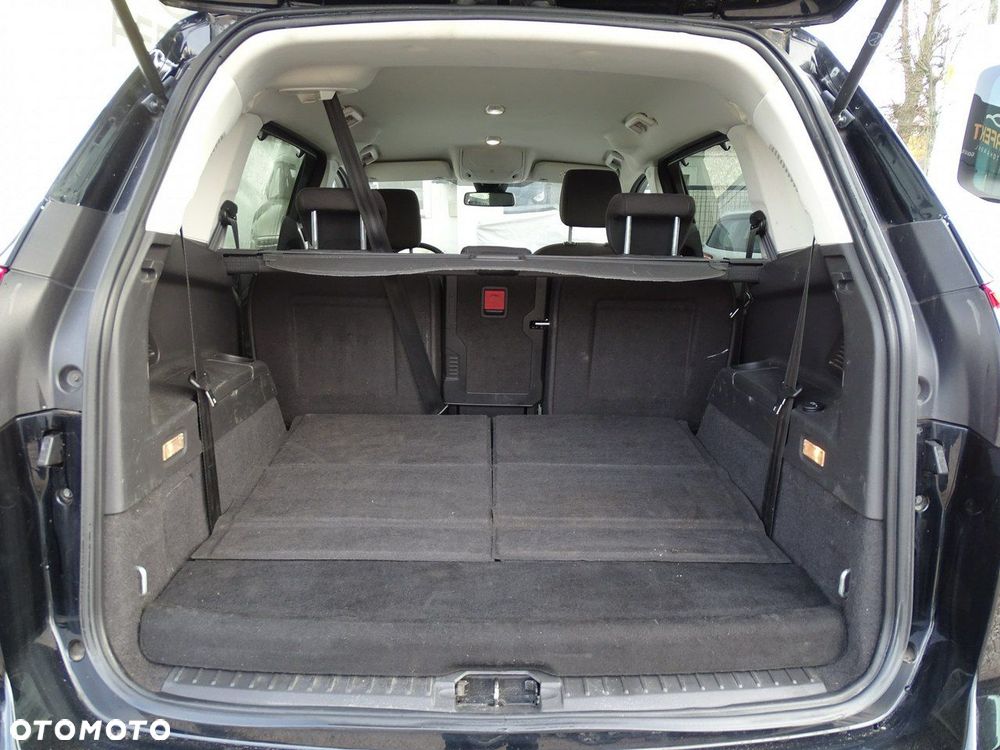Ford Grand C-MAX - 28
