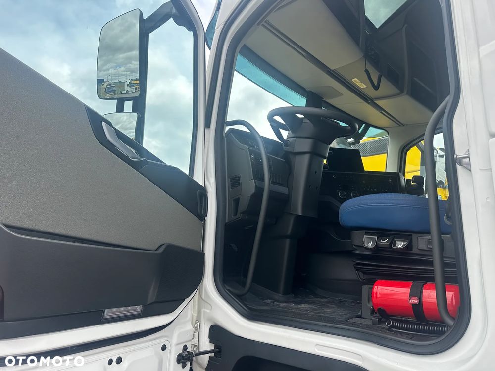 Volvo 2024 VOLVO FH 4x2 460KM I-Save Globetrotter XL!!! - 6