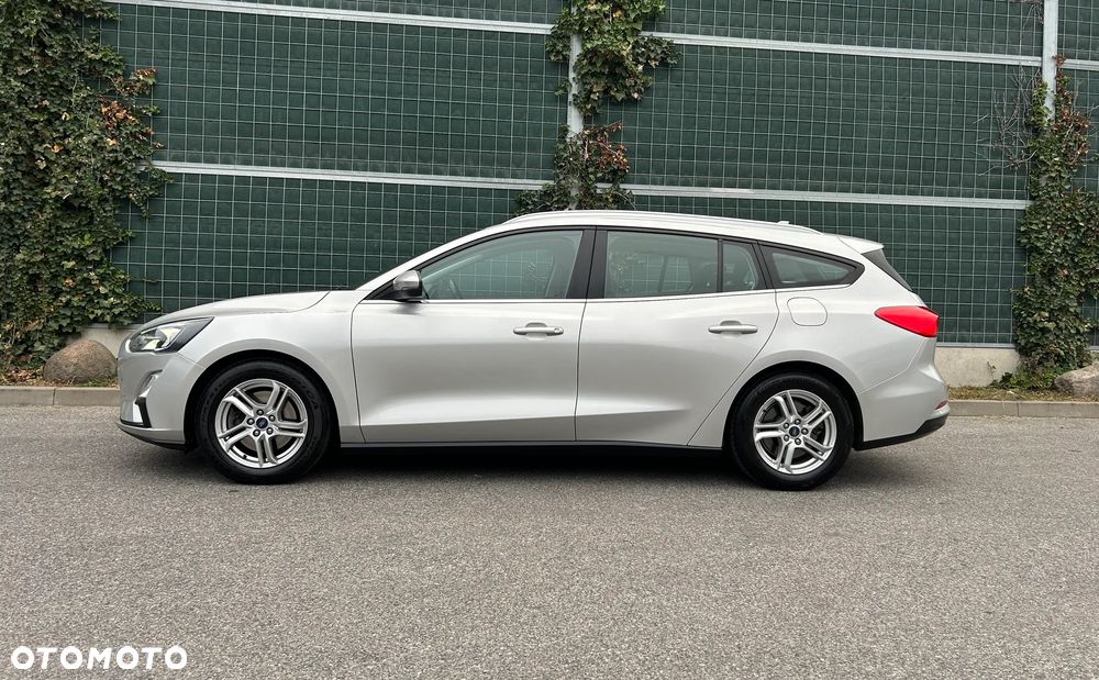 Ford Focus 1.0 EcoBoost Trend Edition - 19