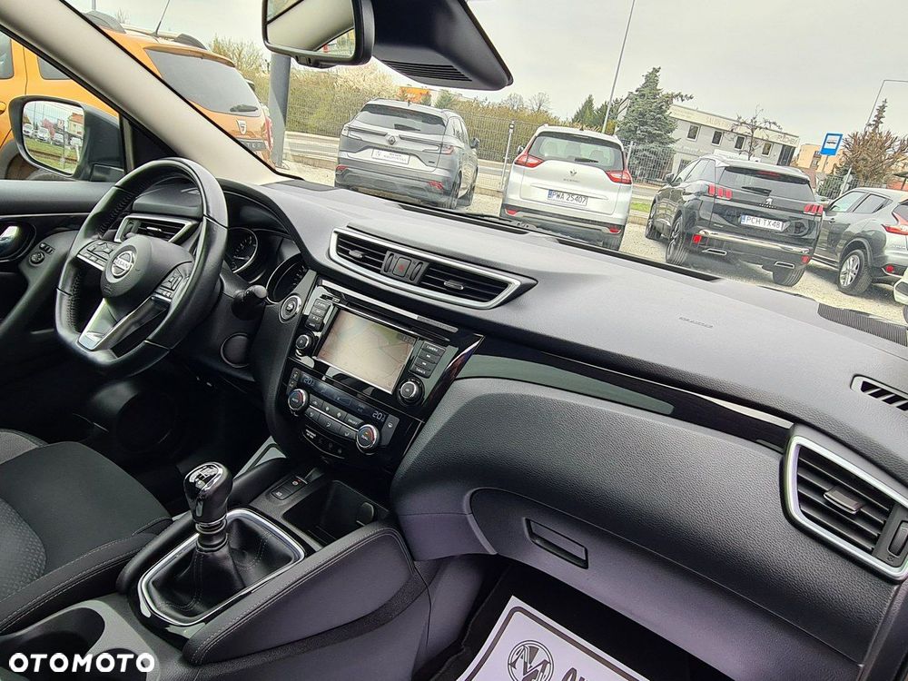 Nissan Qashqai 1.3 DIG-T Tekna - 28