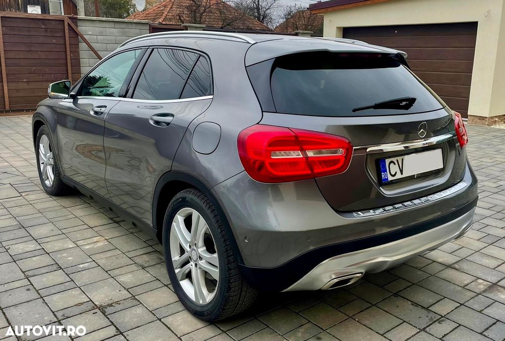 Mercedes-Benz GLA 220 d 4MATIC 7G-DCT Style - 5