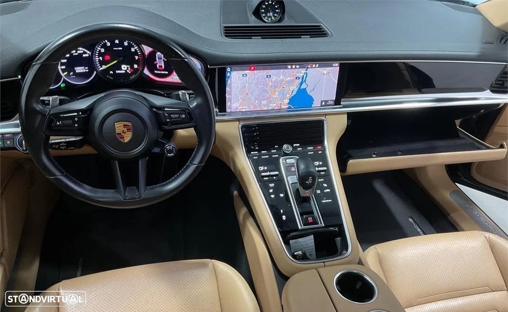 Porsche Panamera 4 E-Hybrid - 10