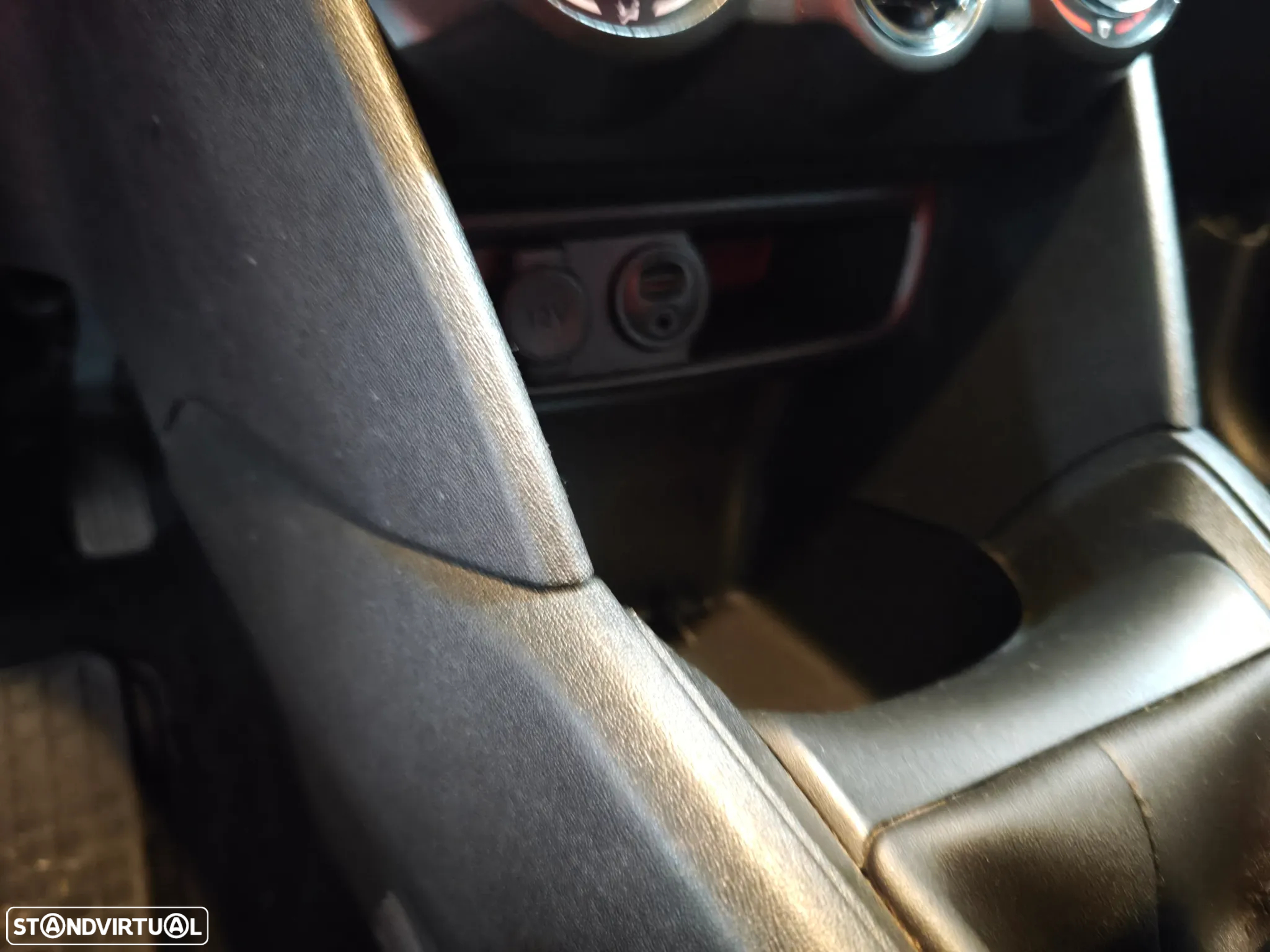 Peugeot 208 1.6 e-HDi Active - 22
