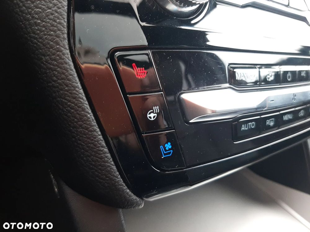 Ford Explorer 3.0 EcoBoost PHEV 4WD ST-Line - 35