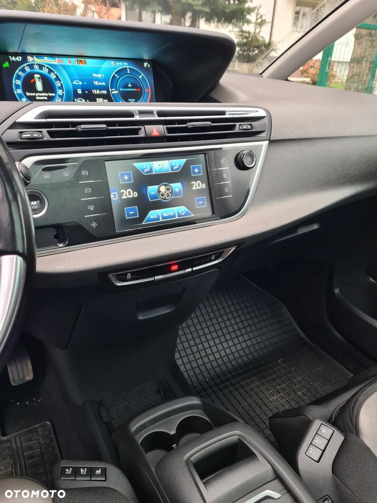 Citroën C4 Picasso - 17