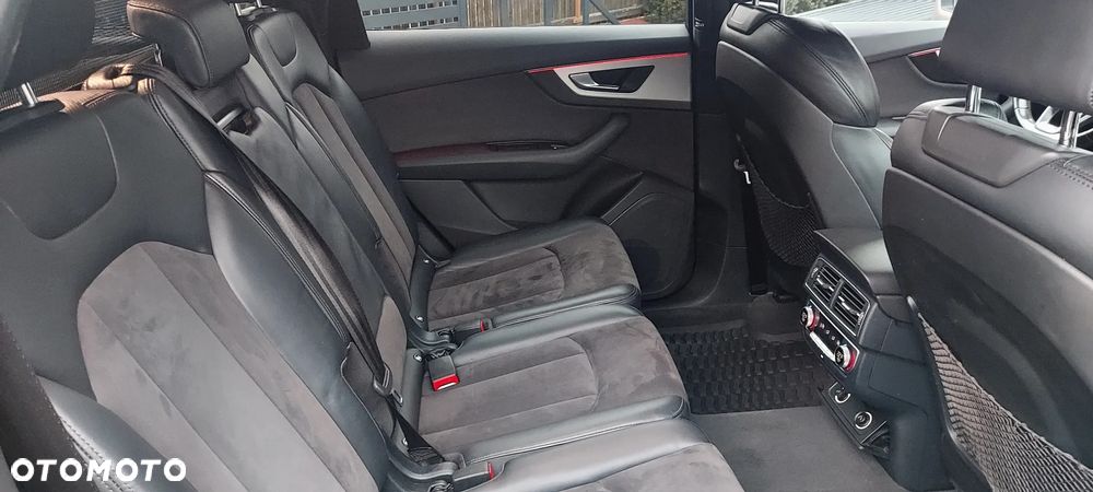 Audi Q7 3.0 TDI Quattro Tiptronic - 31