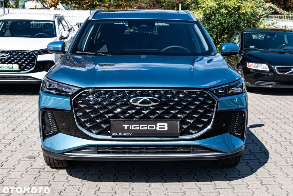 Chery Tiggo 8 1.6 T-GDI Prestige DCT - 2