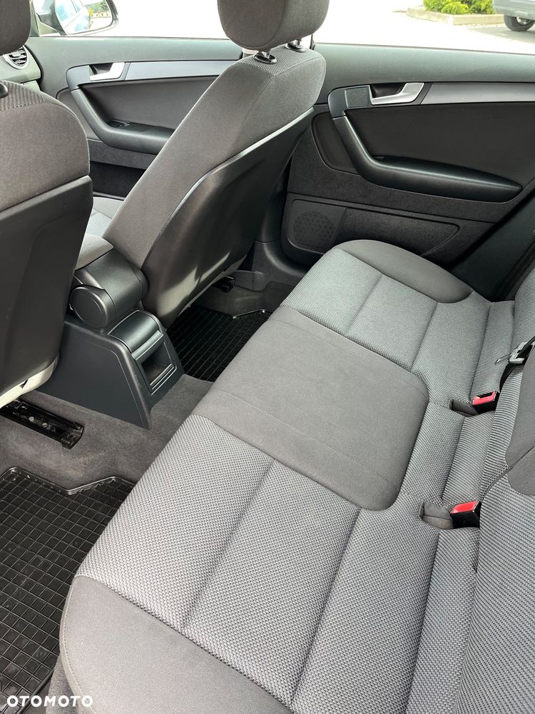 Audi A3 Sportback 1.6 TDI Attraction - 11