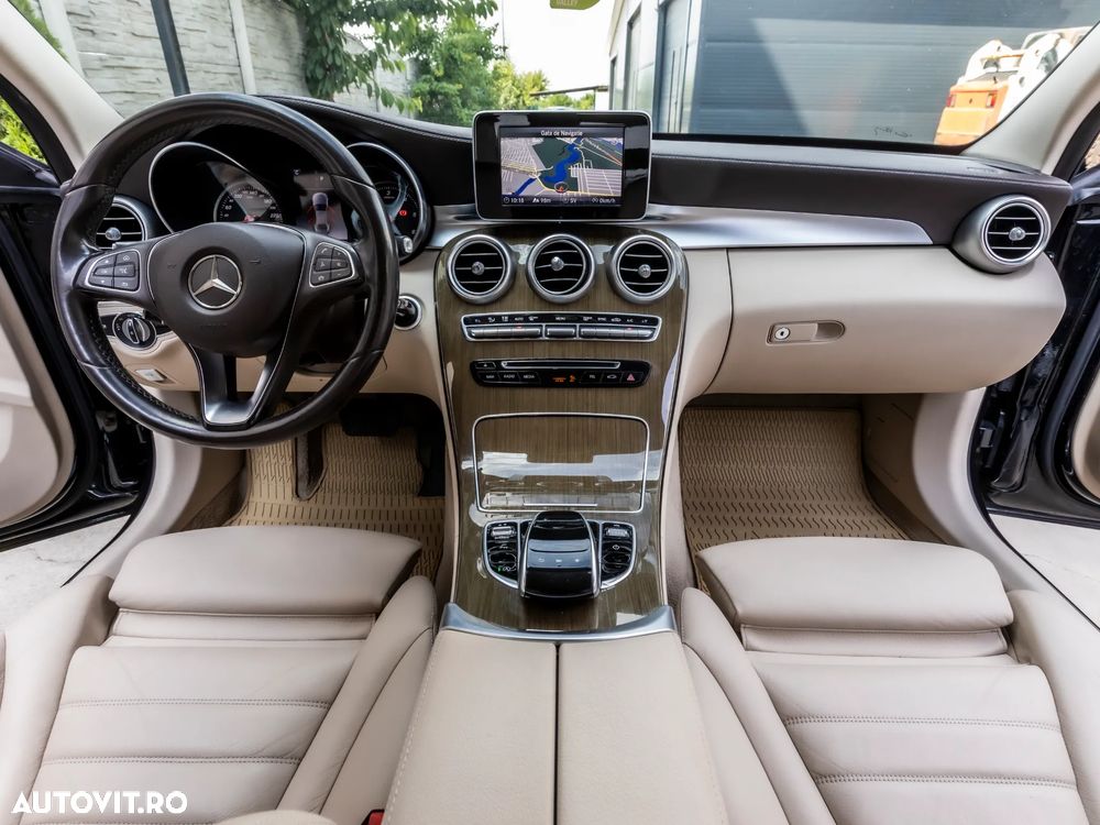 Mercedes-Benz C - 17