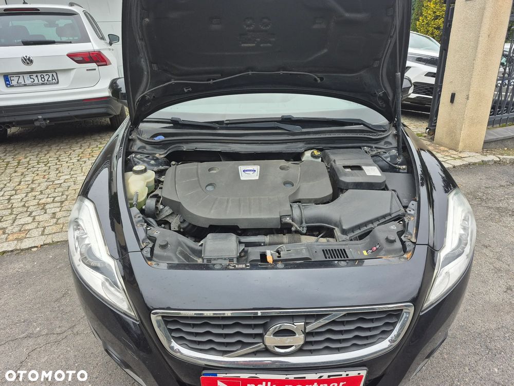 Volvo C70 D3 Momentum - 40