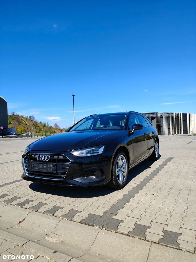 Audi A4 Avant 40 TFSI S tronic - 3