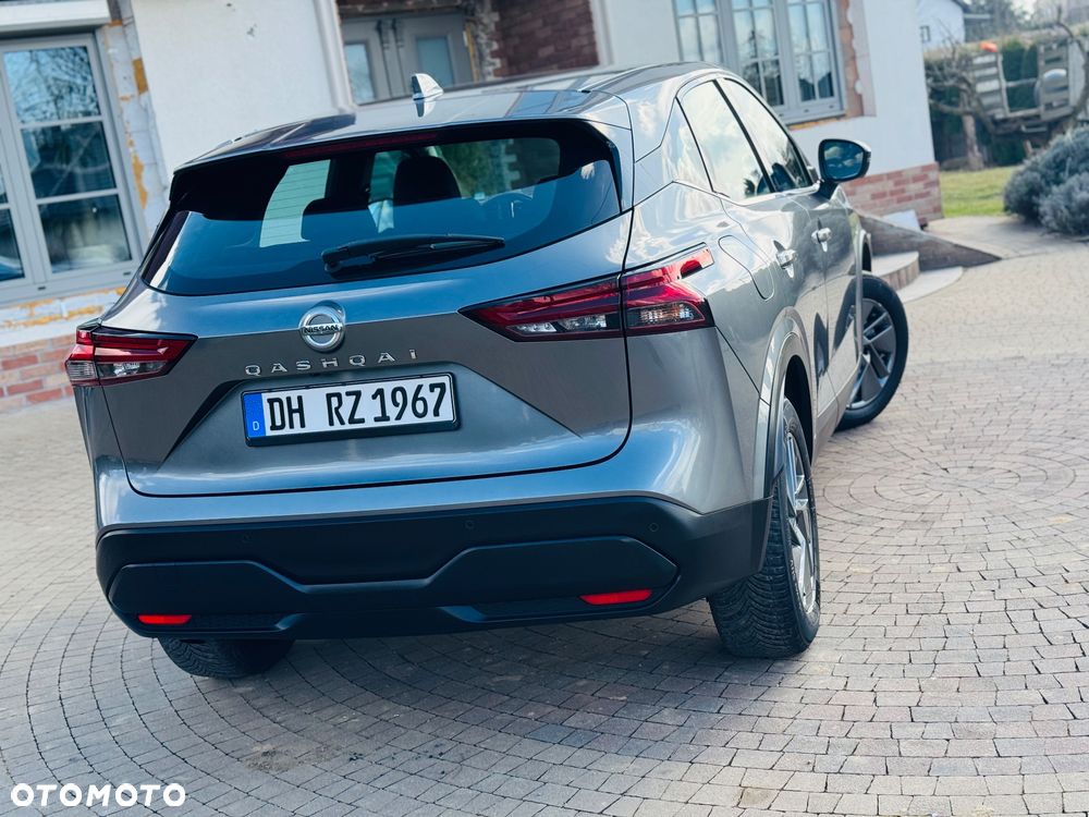 Nissan Qashqai 1.3 DIG-T DCT N-WAY - 33