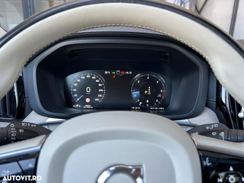 Volvo XC 60 - 23