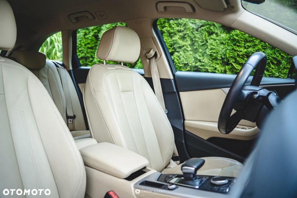 Audi A4 ver-avant-30-tdi-s-tronic - 32