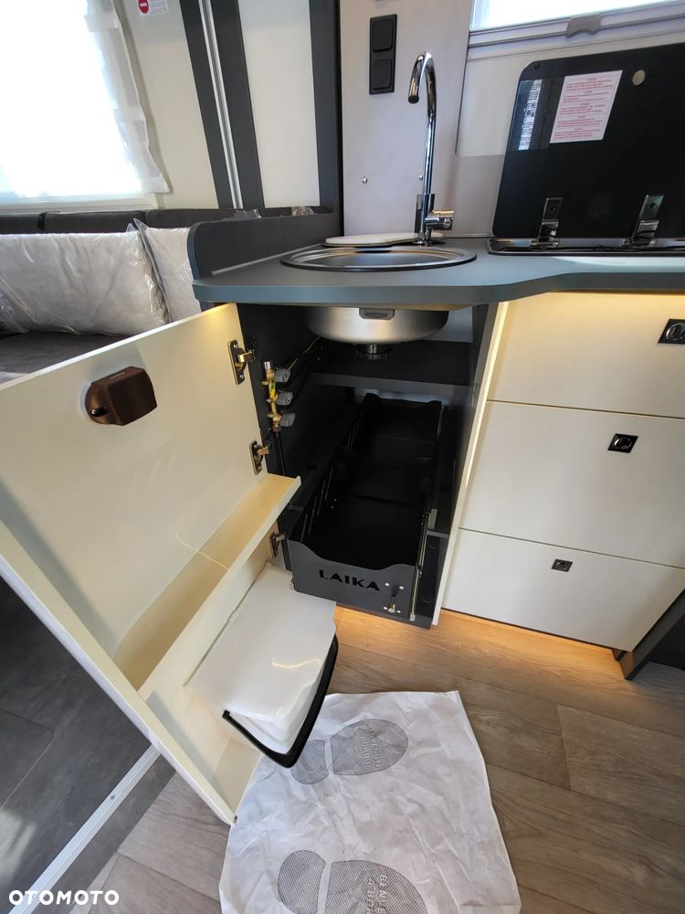 Laika KOSMO L 105 Półintegra 599 cm - 22