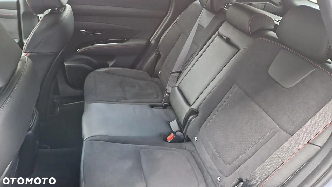 Hyundai Tucson 1.6 T-GDi HEV N-Line 2WD - 18