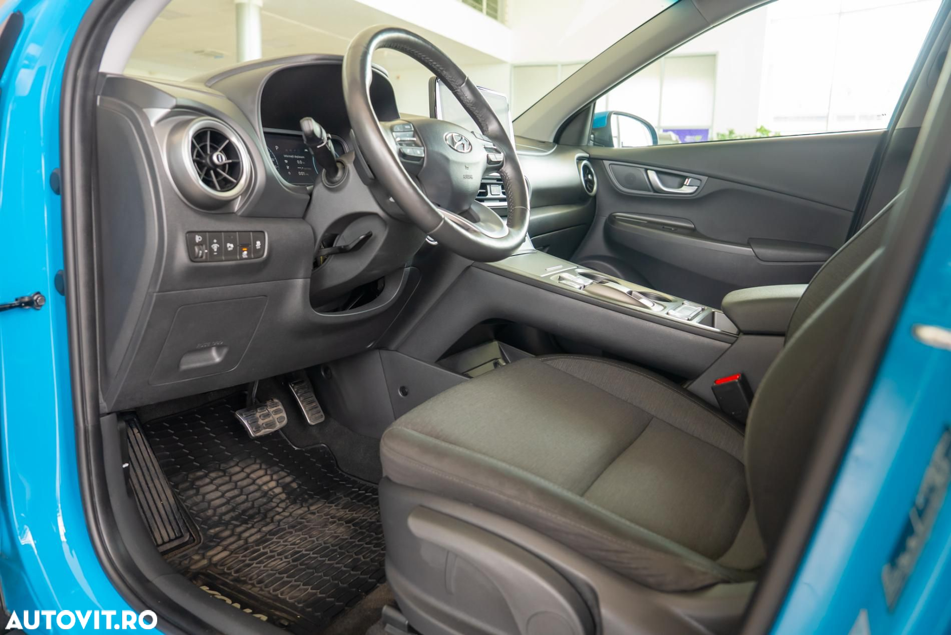 Hyundai KONA - 10