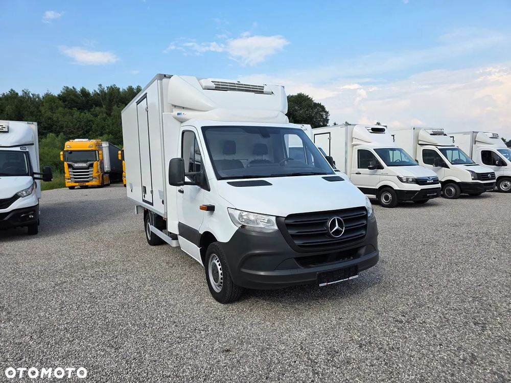 Mercedes-Benz Sprinter chłodnia mroźnia 316  Thermo king + zasilanie elektryczne