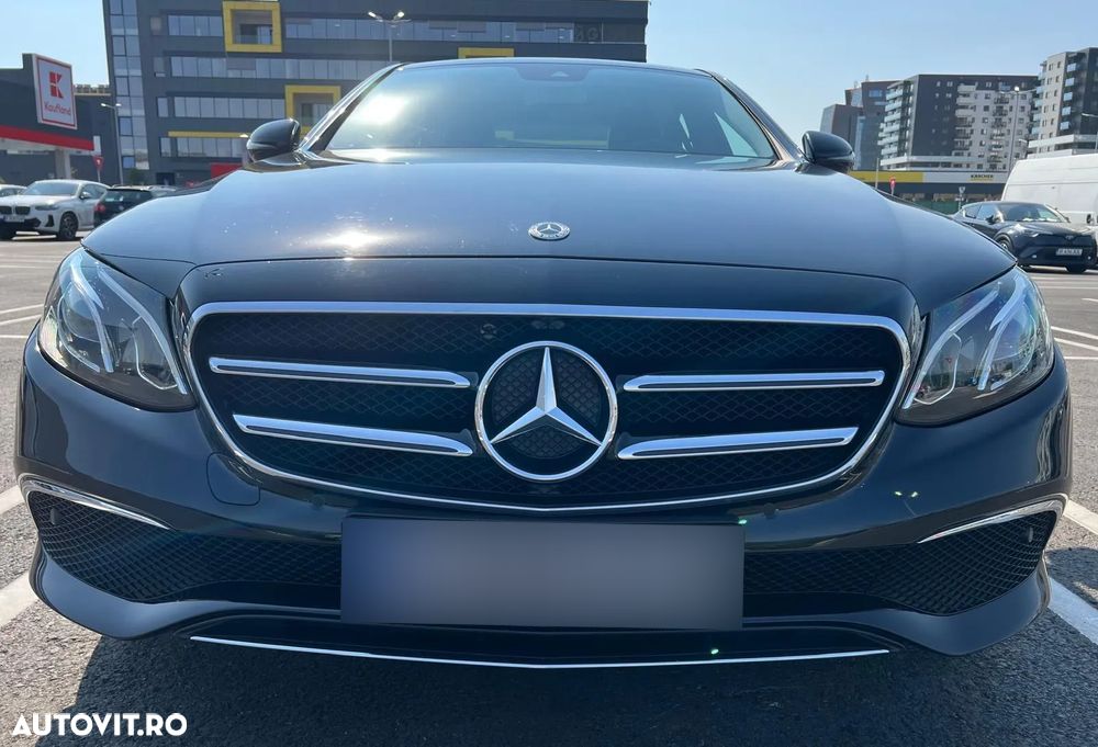 Mercedes-Benz E 250 Aut. - 2