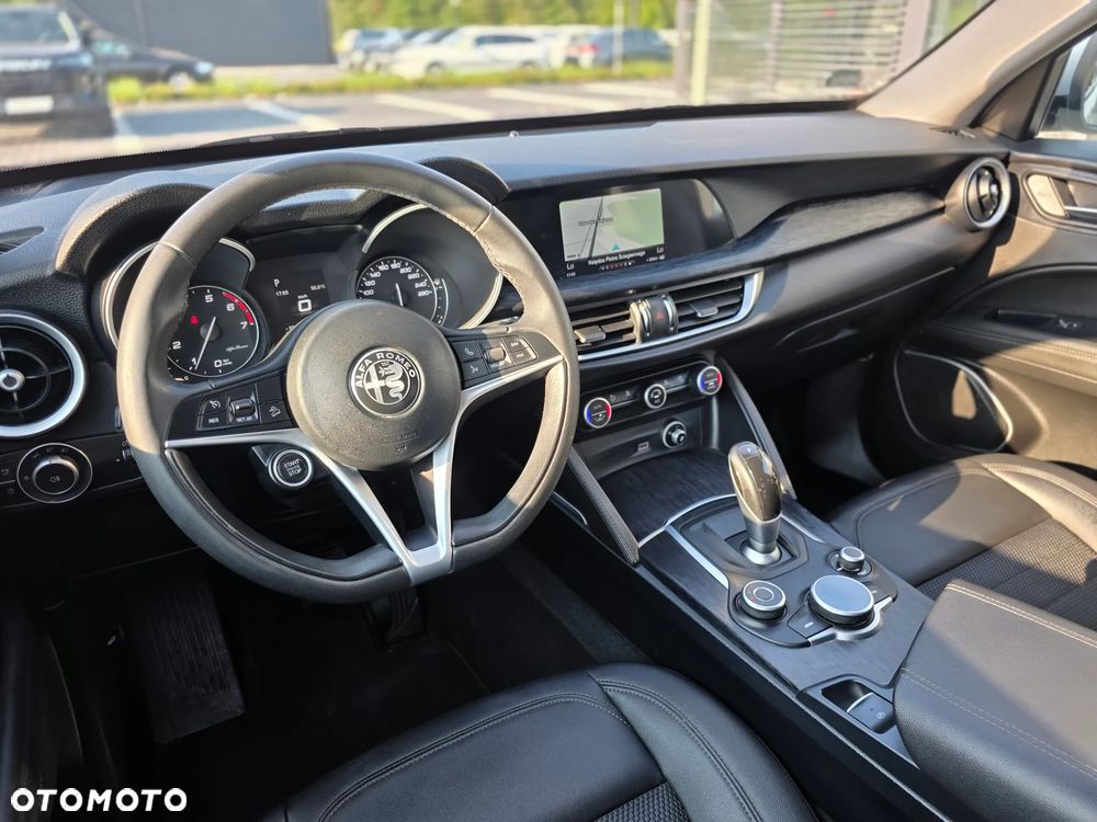 Alfa Romeo Stelvio 2.0 Turbo Super Q4 - 27