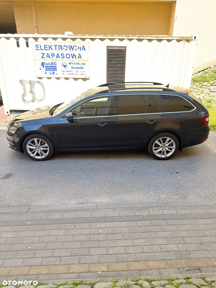 Skoda Octavia 2.0 TDI 4x4 L&K DSG - 3