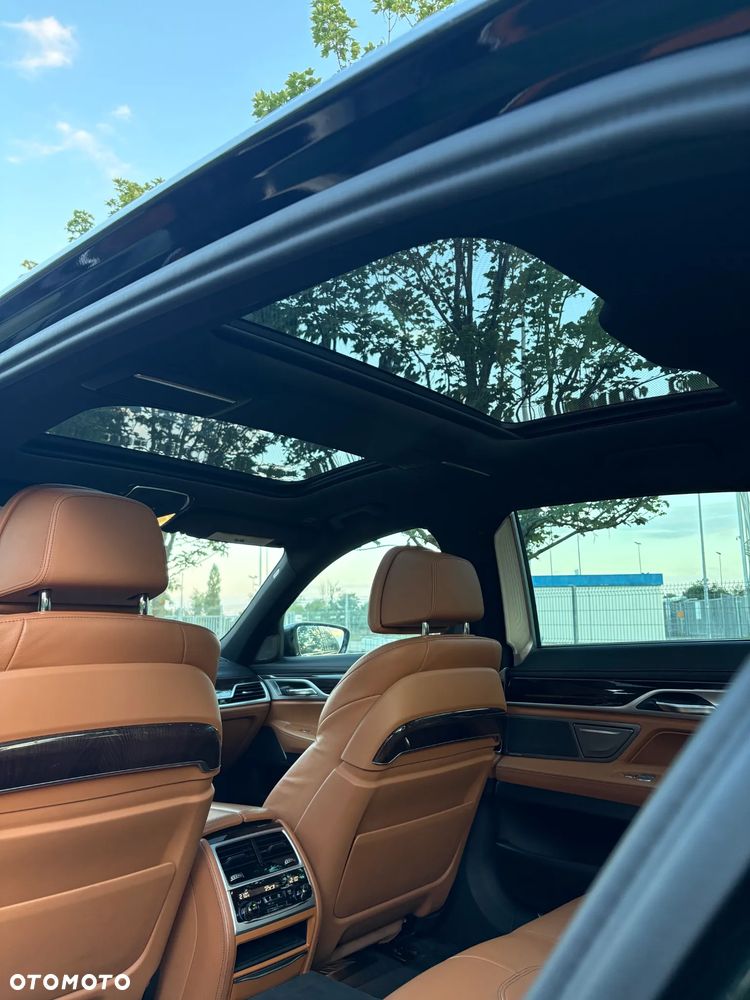 BMW Seria 7 740Li - 16