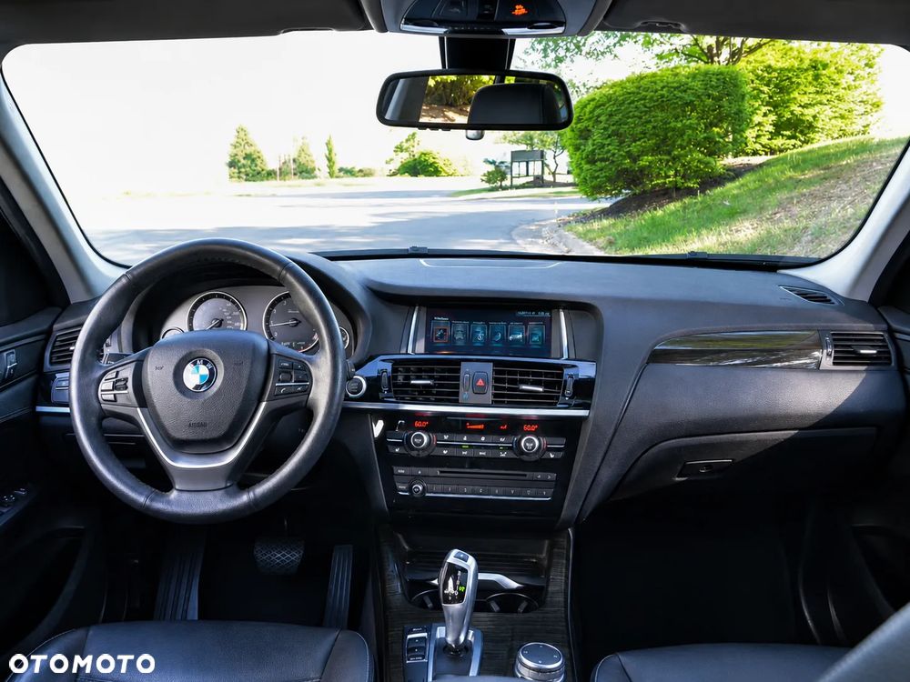 BMW X3 xDrive28i Advantage sport - 9
