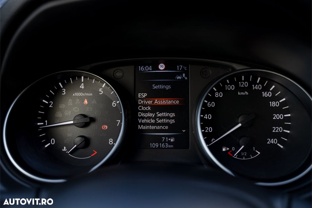 Nissan Qashqai 1.6 DIG-T TEKNA+ - 29