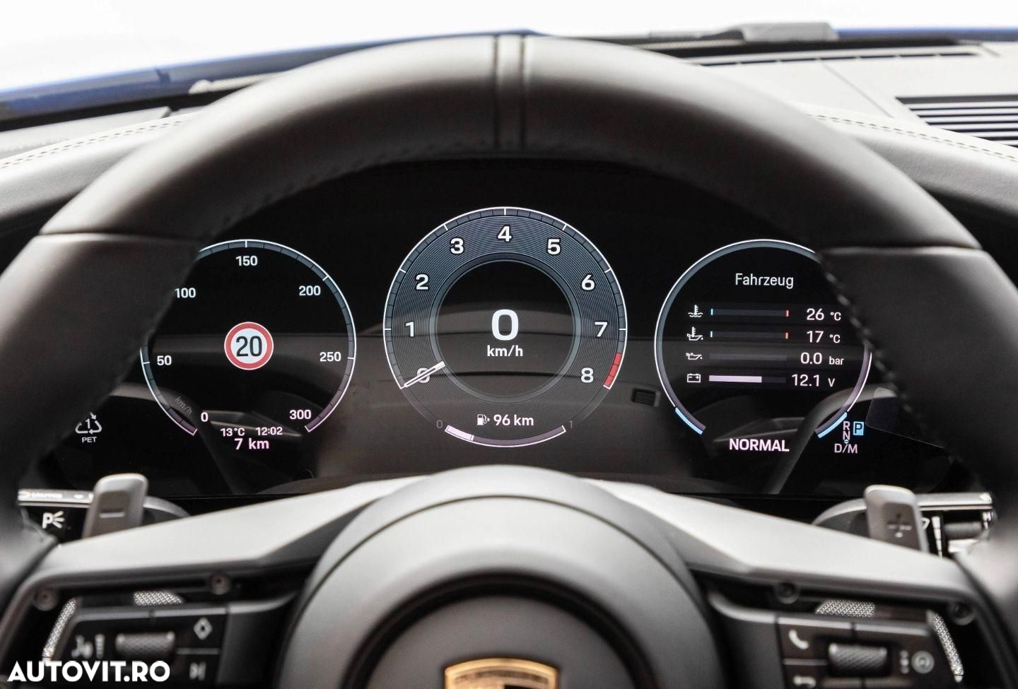 Porsche 992 - 16