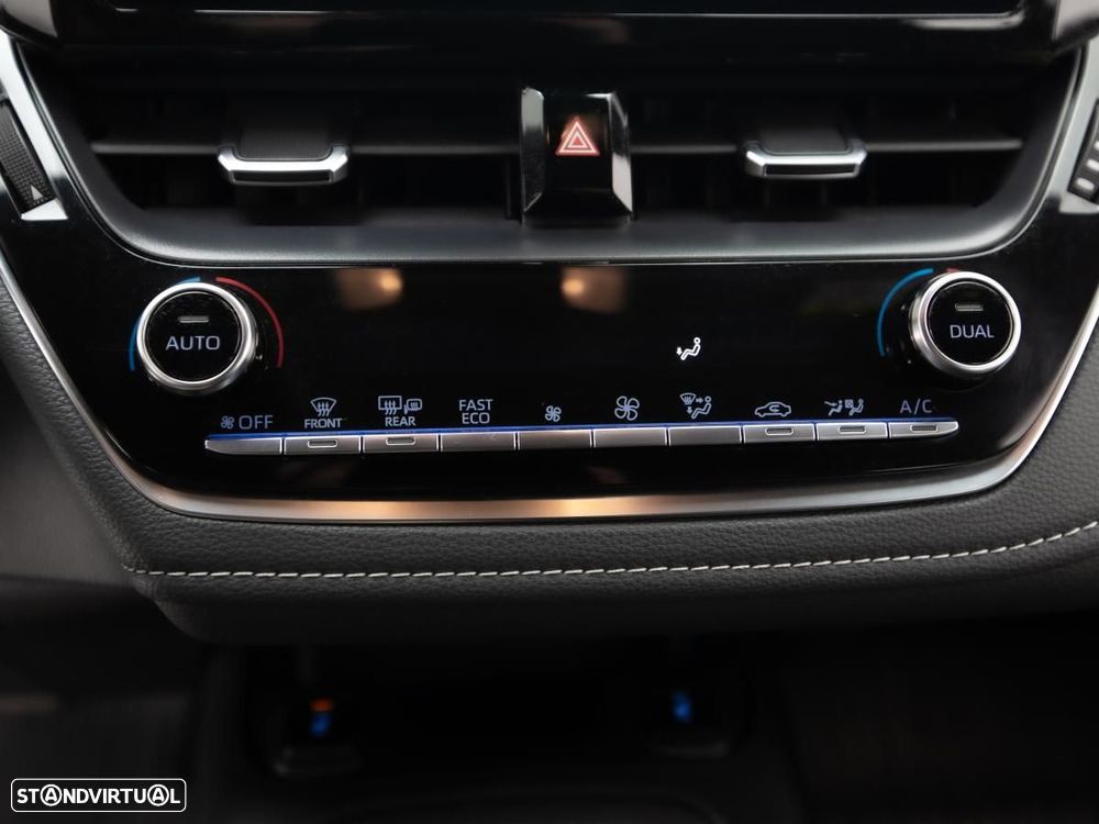 Toyota Corolla Touring Sports 1.8 Hybrid Active - 19