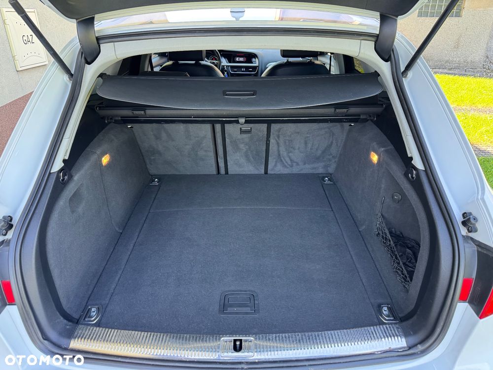 Audi A4 Allroad 2.0 TDI Quattro S tronic - 8